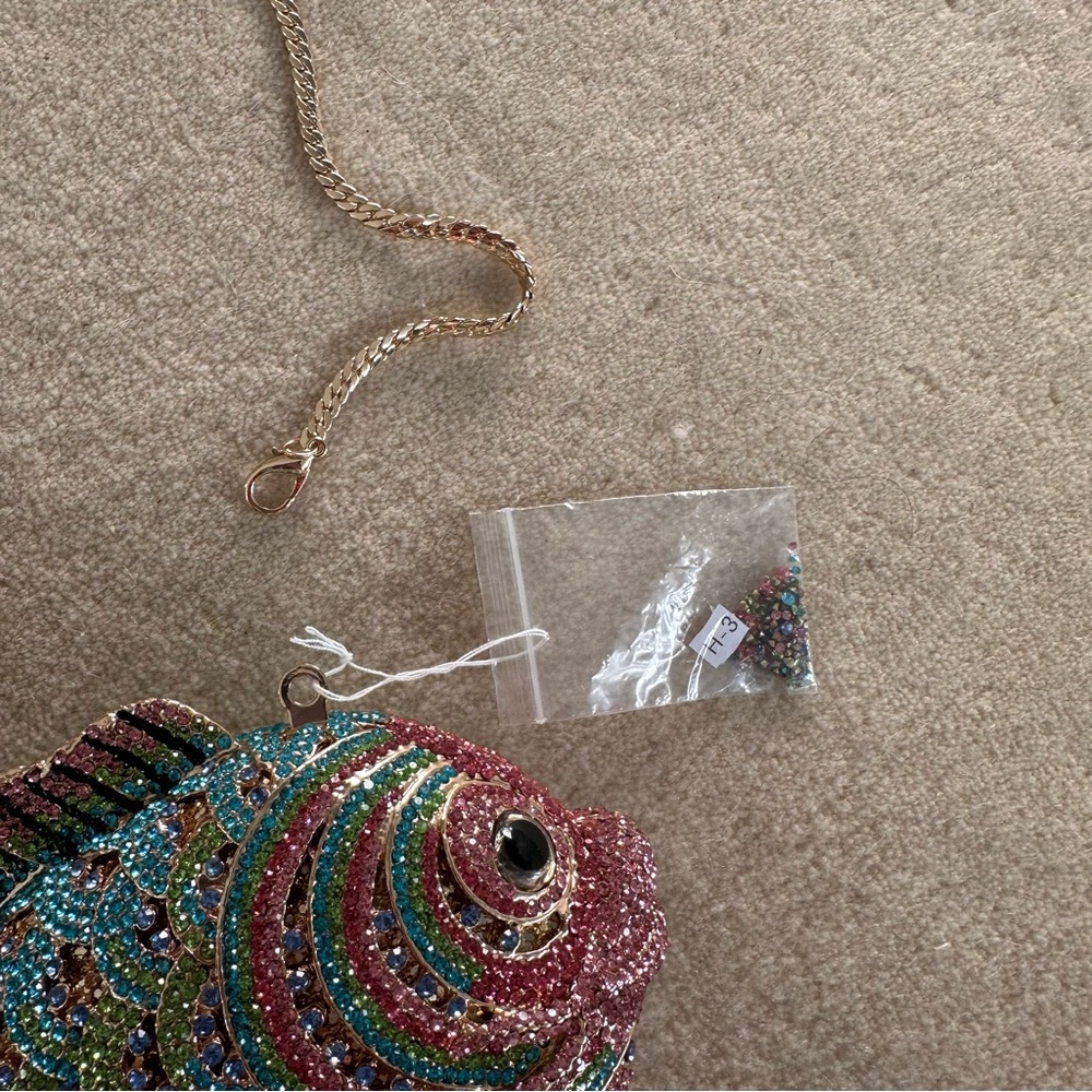 Colorful Fish-Shaped Beaded Clutch - Picture 4 of 5